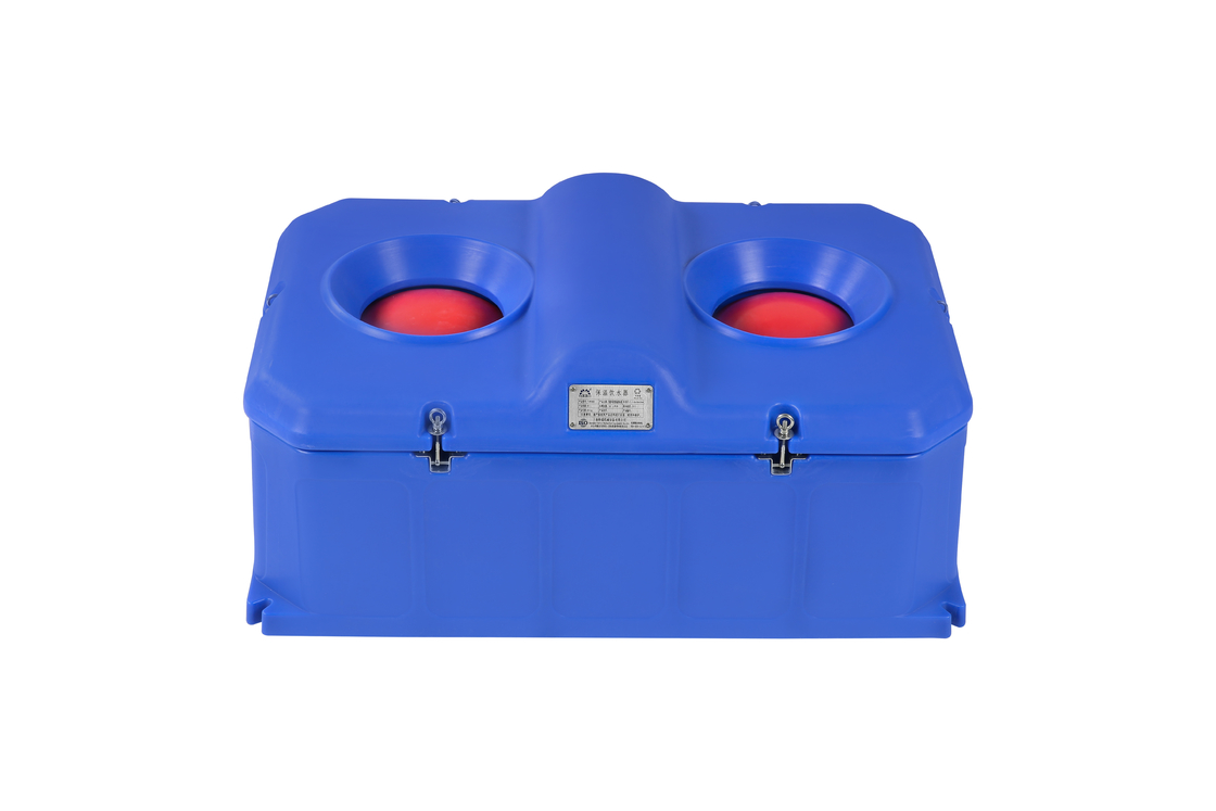 এলএলডিপিই গবাদি পশুর জন্য 220V300W হিটিং ডিস্কের 1 সেট সহ অটো ওয়াটার