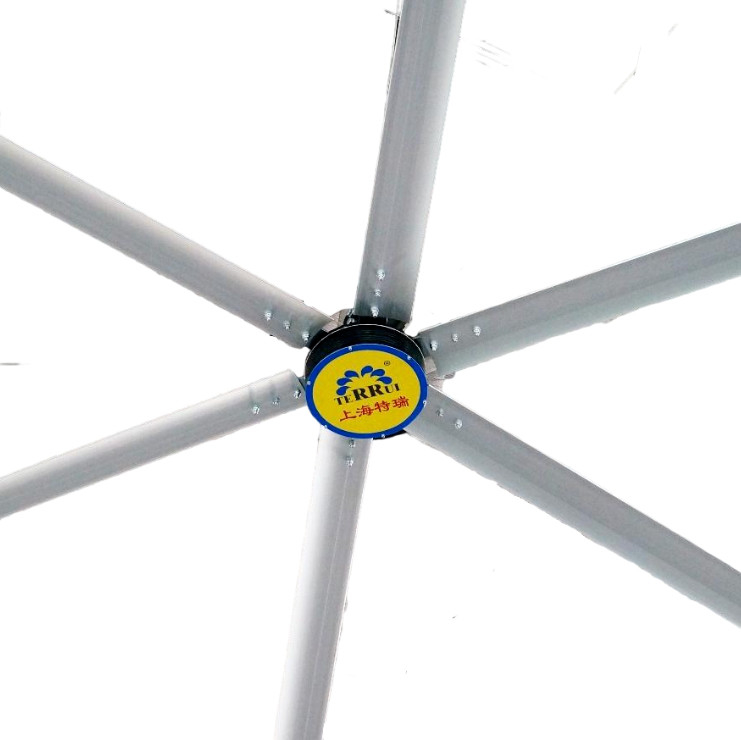 উন্নত ব্রাশহীন ইসি মোটর এবং চিত্তাকর্ষক 7300mm ব্যাসার্ধের সাথে শক্তিশালী শিল্প সিলিং ফ্যান