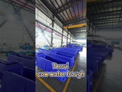 প্রতি মিনিটে 120 লিটার / 31 গ্যালাল প্রবাহের হারের সাথে সুবিধাজনক এবং পরিষ্কার করা সহজ গরু জল সরবরাহকারী